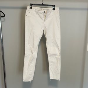 ARTICLES OF SOCIETY- WHITE JEANS - LIKE NEW